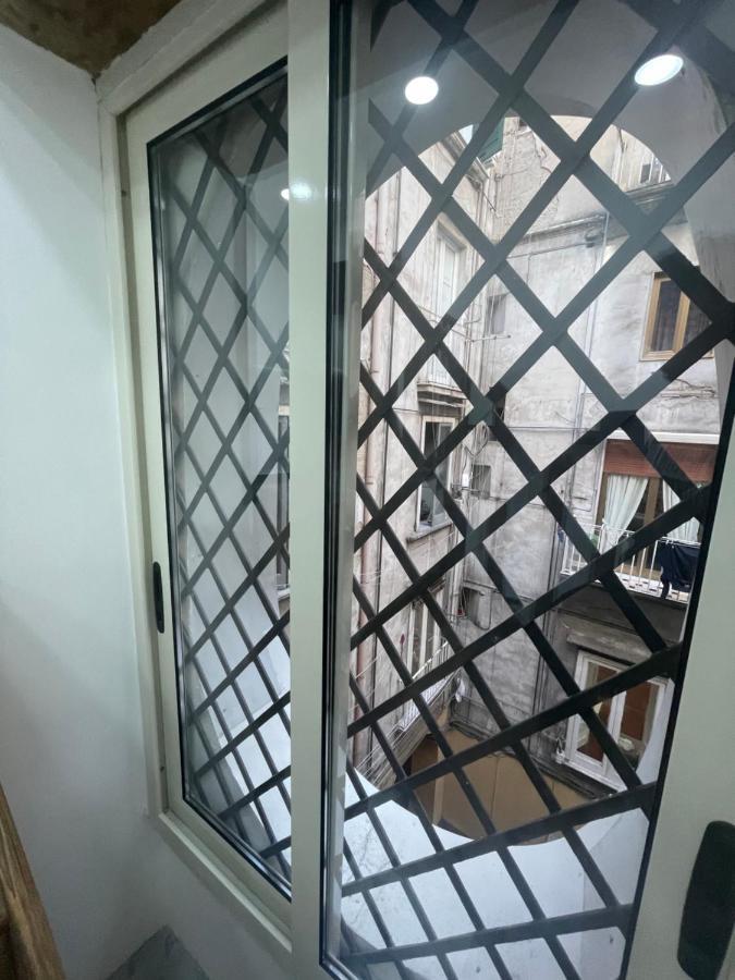 נאפולי Casa Di Lorenzo מראה חיצוני תמונה