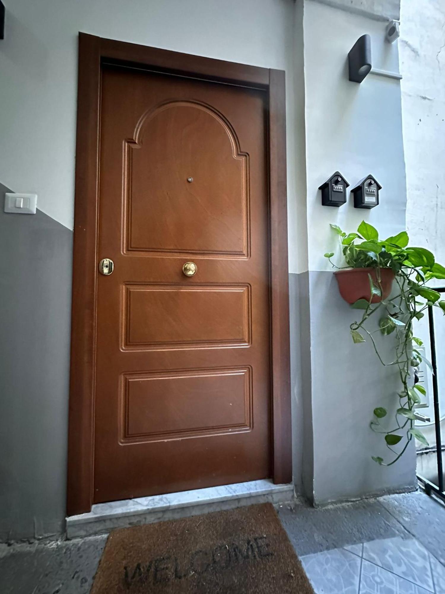 נאפולי Casa Di Lorenzo מראה חיצוני תמונה