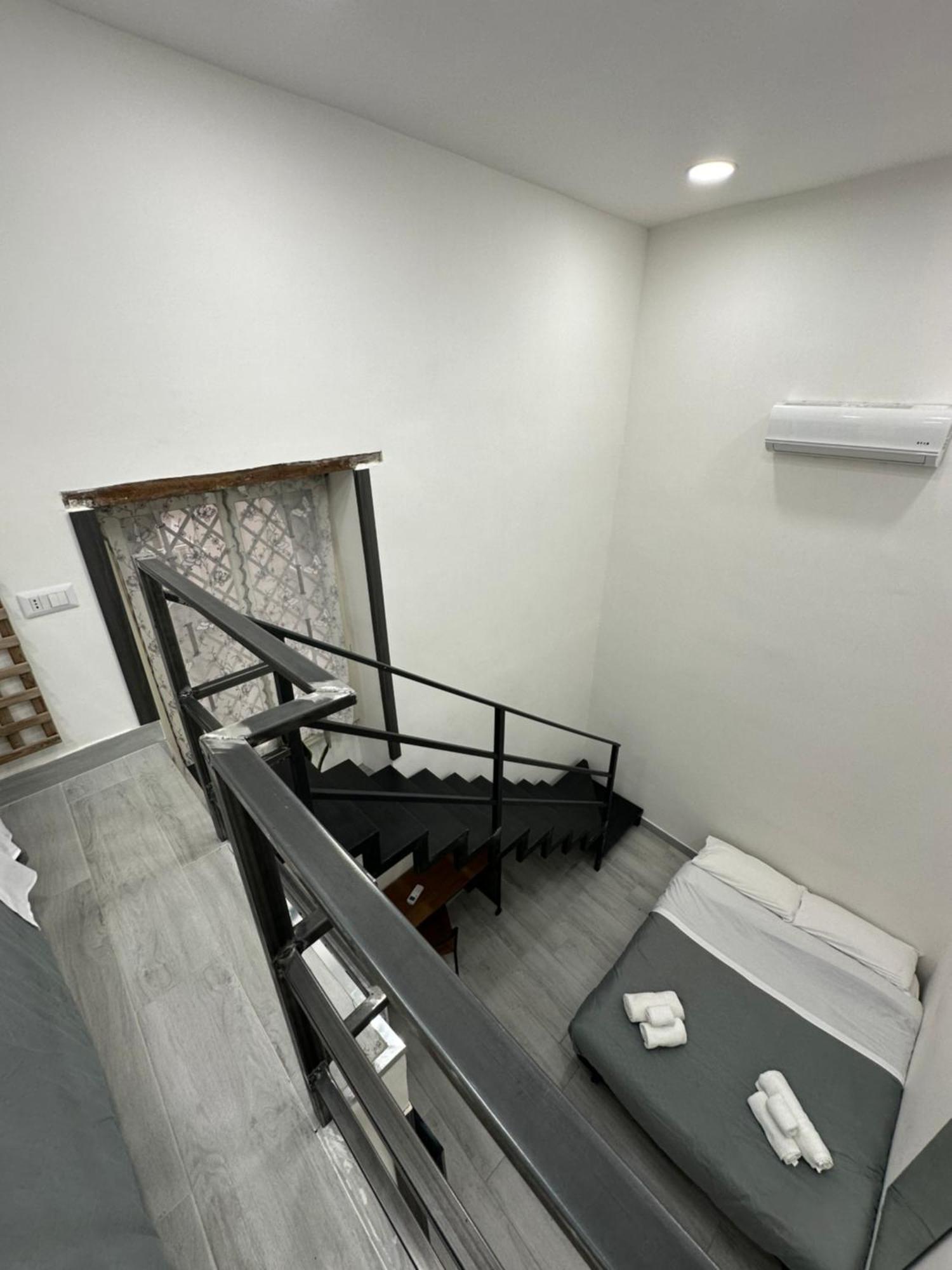 נאפולי Casa Di Lorenzo מראה חיצוני תמונה